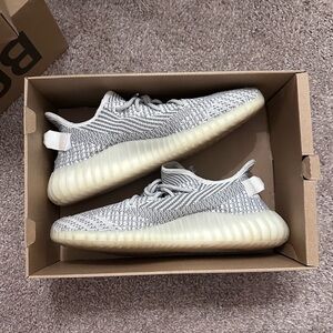 Yeezys boost 350 V2 Static (non-reflective)